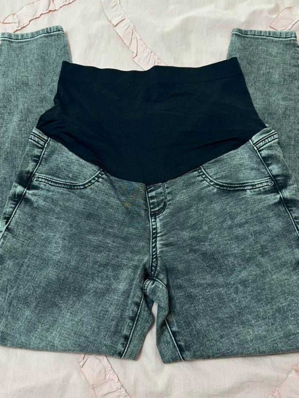 Sonoma gray acid wash maternity Jegging with belly band.